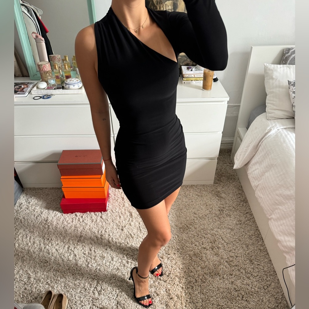 CLASSY LBD | CLUB L LONDON